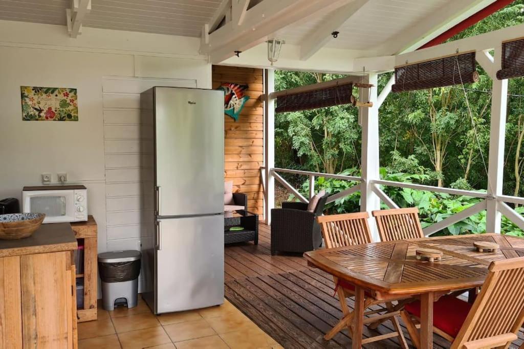 Grand Bungalow Avec Piscine Et Vue Mer Bouillante Extérieur photo