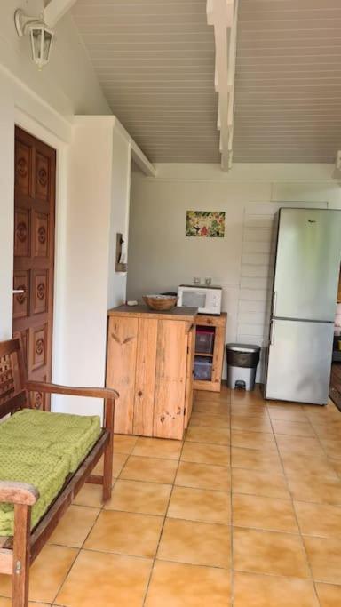 Grand Bungalow Avec Piscine Et Vue Mer Bouillante Extérieur photo